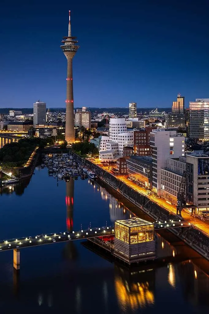 **** Hotel Innside By Melia Duesseldorf Hafen Duitsland